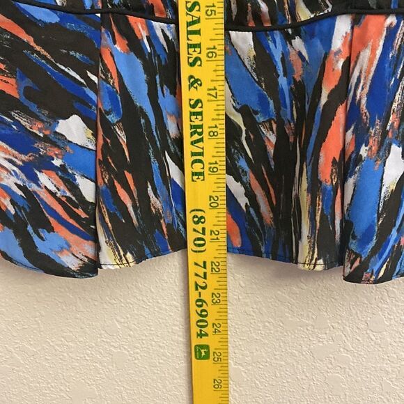 💙💙 PRESTON & YORK Sleeveless Top With A Ruffled Botton!! - Picture 8 of 8